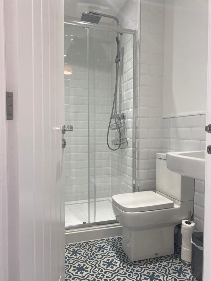 קארדיף Stylish Pontcanna Flat Near City Centre מראה חיצוני תמונה